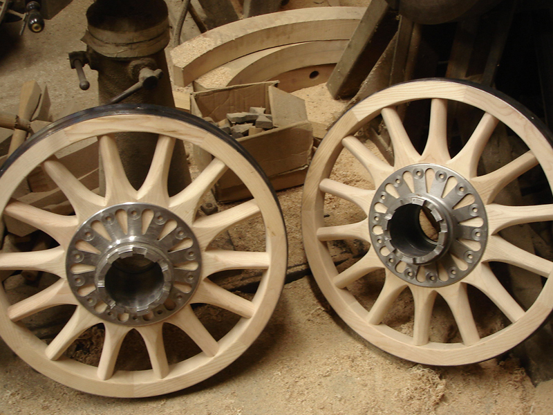 Rolls Royce Silver Ghost wheels